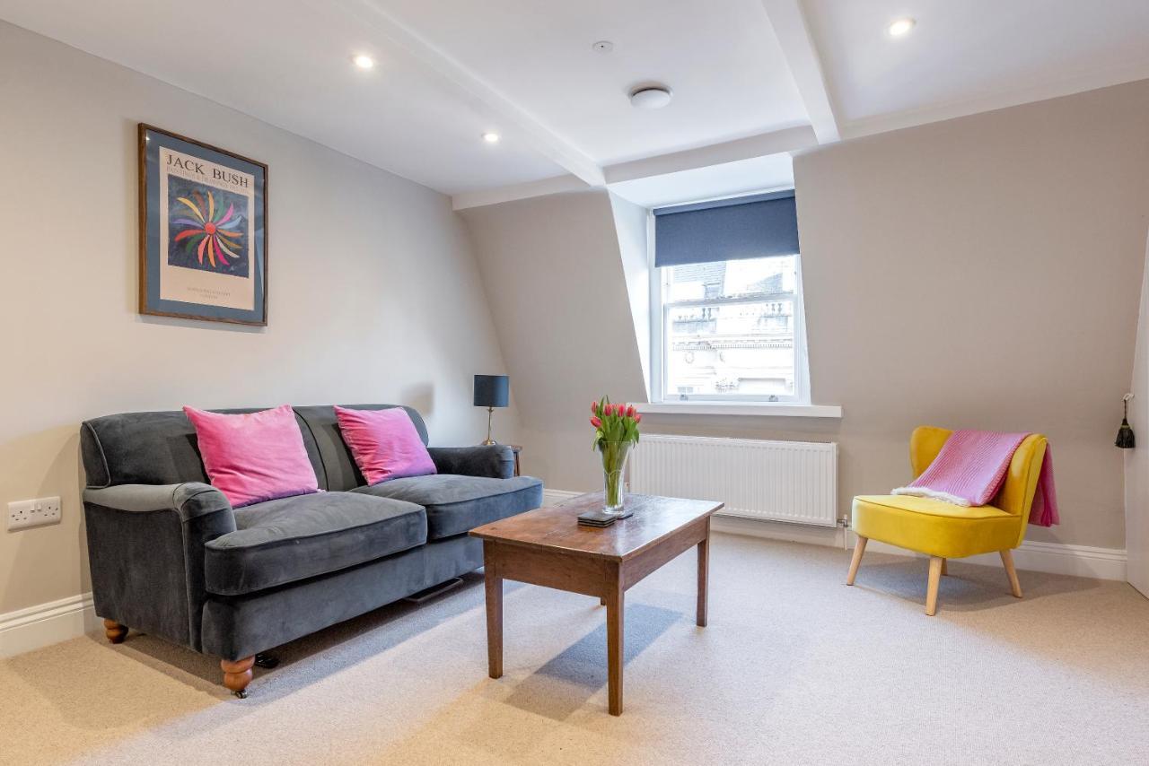 Stunning & Central Milsom Street Apartment Bath Exteriér fotografie