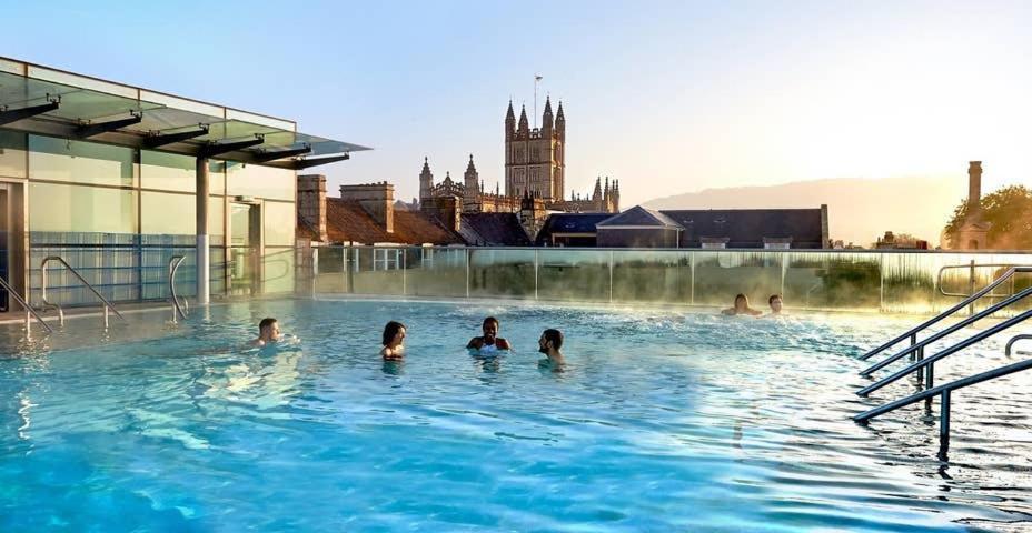 Stunning & Central Milsom Street Apartment Bath Exteriér fotografie